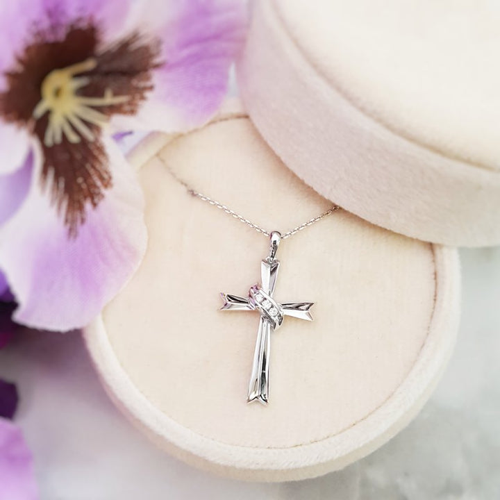Sami Fine Jewelry Diamond Cross