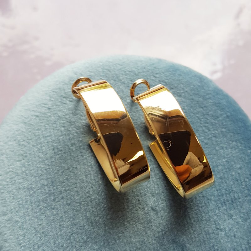 Sami Fine Jewelry High Polish Wide Gold Hoops
