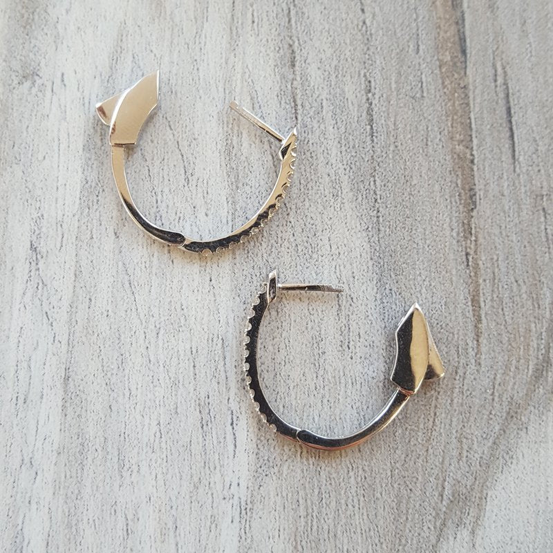 Gems One Oval Essential Hoops 152072