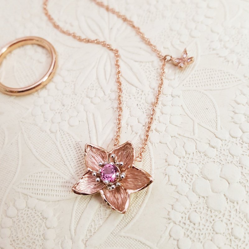 American Gem Collection Laurel in Bloom