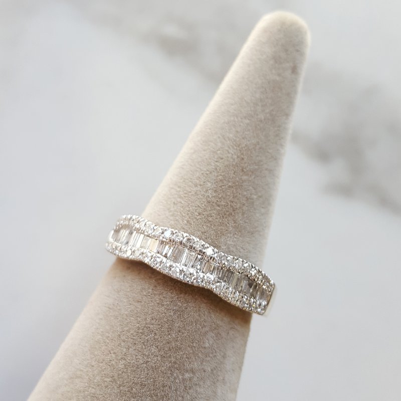 Gems One Vintage Diamond Band 031147