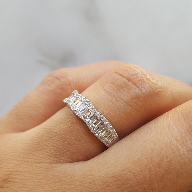 Gems One Vintage Diamond Band