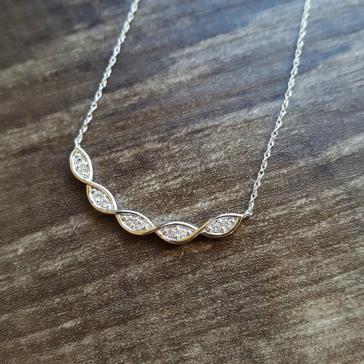 Sami Fine Jewelry Intertwined Curve Bar Necklace