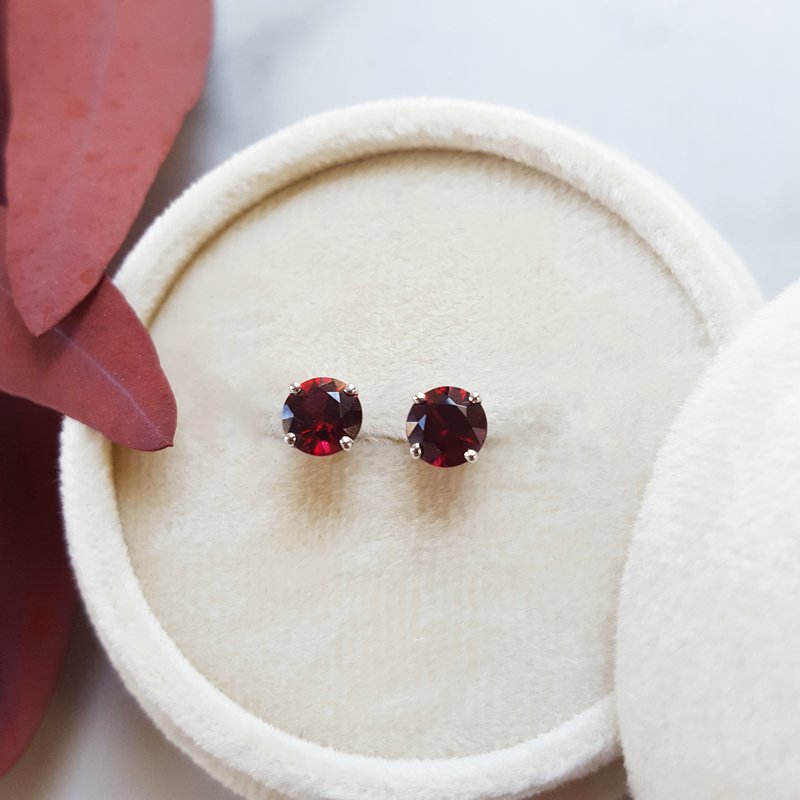 Arizona Anthill Garnet Gold Jewelry Essential Stud Earrings
