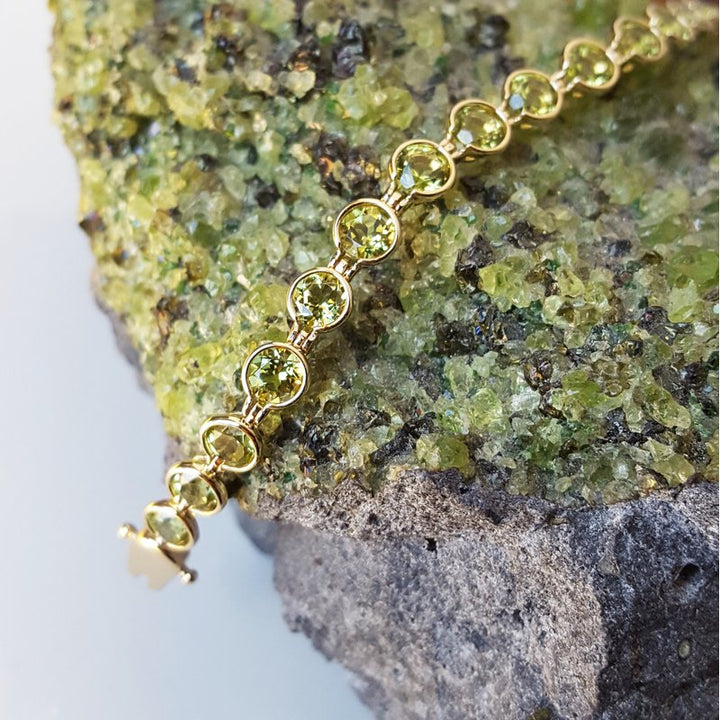 14k Arizona Peridot Gold Jewelry Round Peridot Bezel Set Bracelet