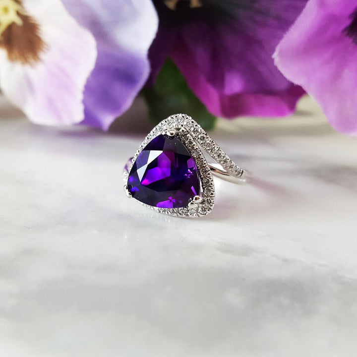   Arizona Amethyst Gold Jewelry Trillion Cut Amethyst Ring 363085 - Sami Fine Jewelry