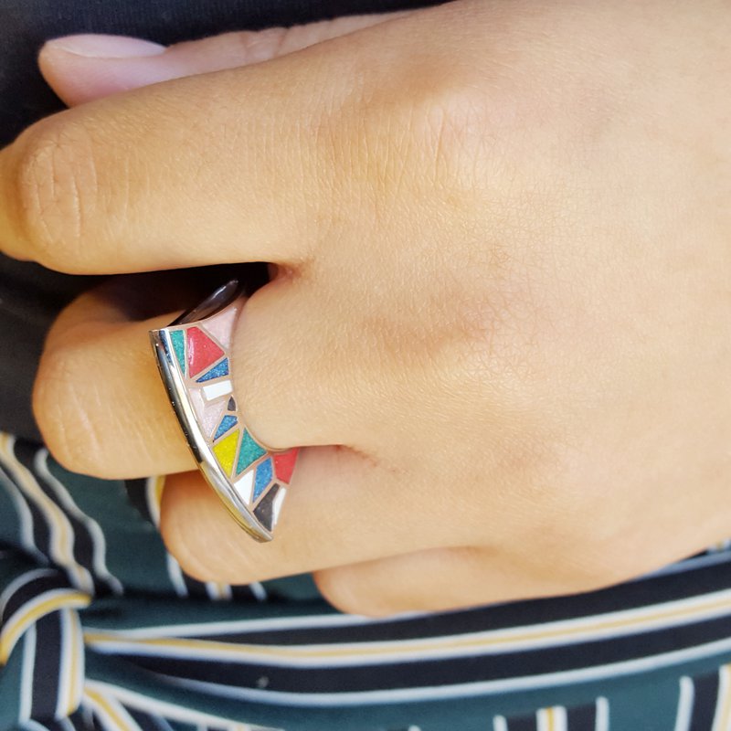 Luxury by Rene Hernandez Fanfare Blade Edge Ring