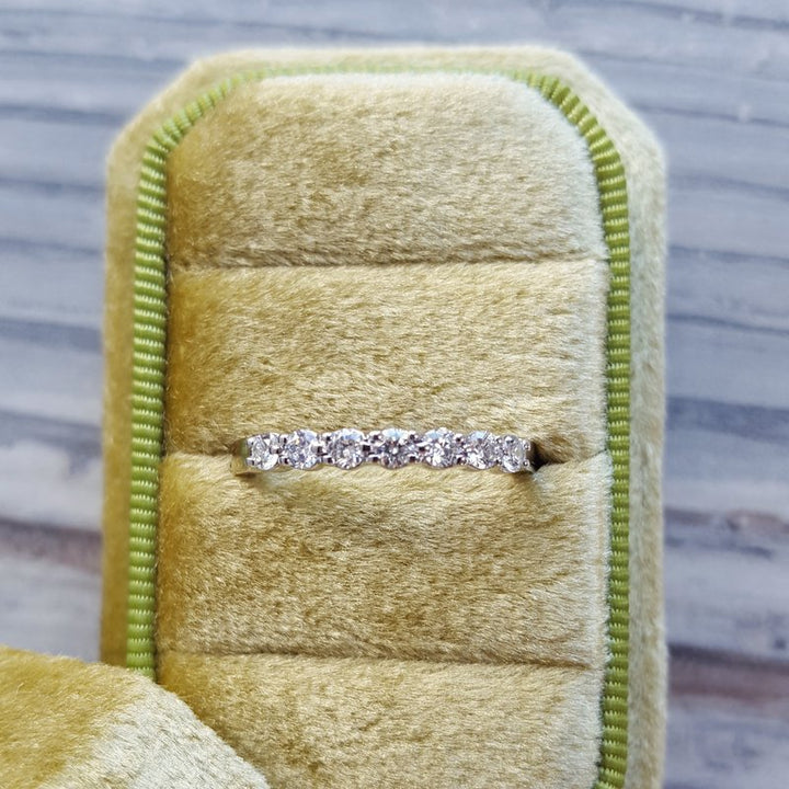 Sami Fine Jewelry Scalloped Anniversary Band (1/3 ct)