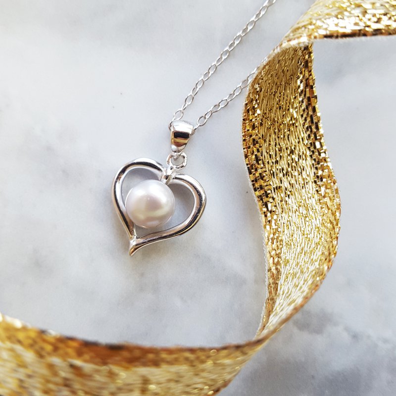 Gems One Pearl Heart Pendant 2411068