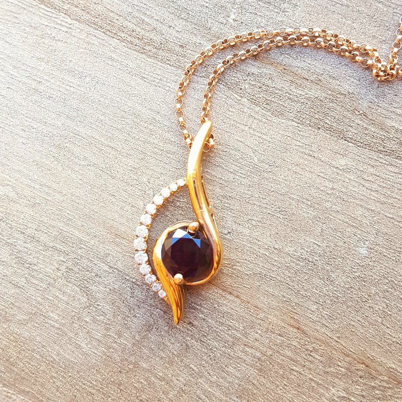 Arizona Anthill Garnet Gold Jewelry Swirl Pendant