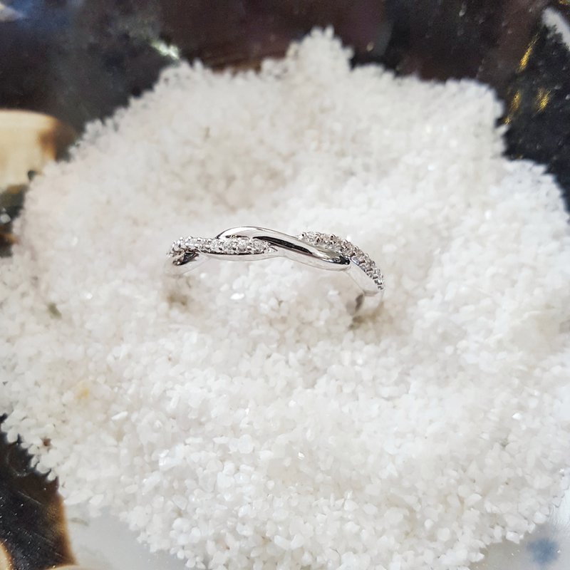 Sami Fine Jewelry Twist Diamond Band 030721