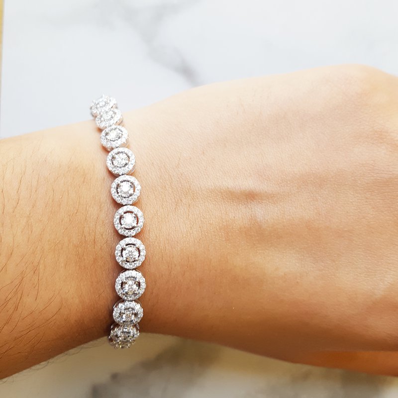 Gems One Diamond Halo Circle Link Tennis Bracelet In 14k White Gold (4ctw)