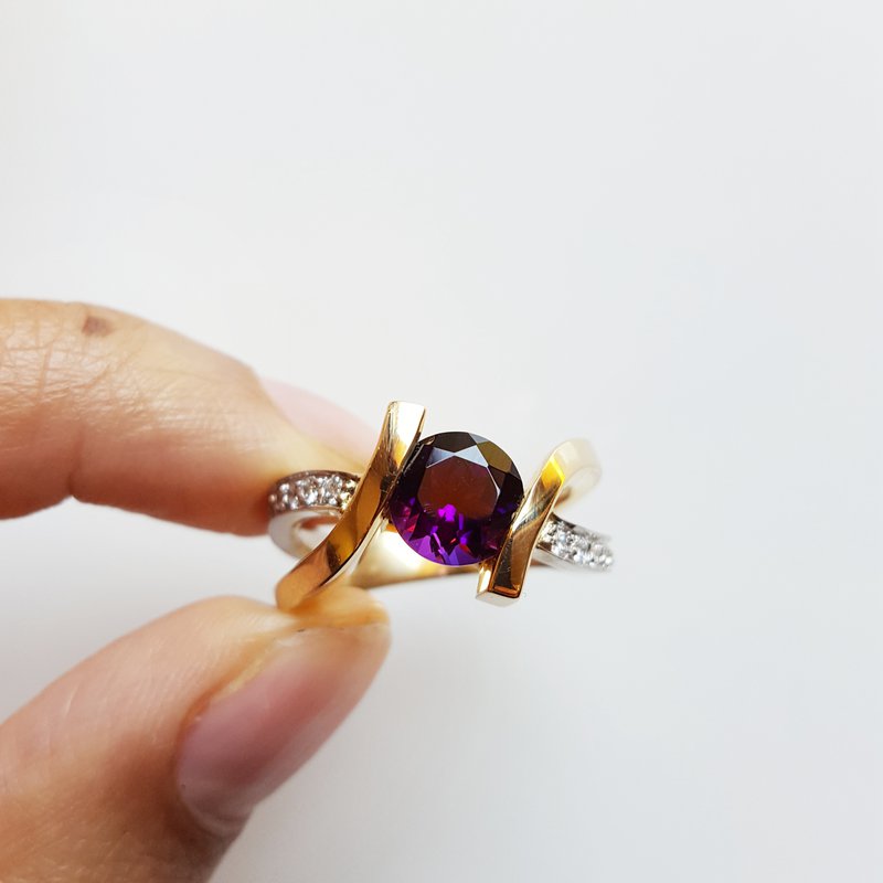 Amethyst Two Tone Caress Ring