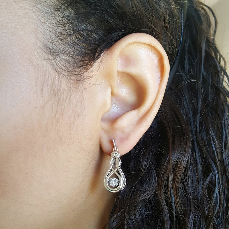 Gems One Love Knot Dancing Center Dangles