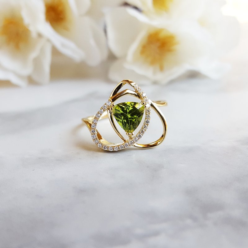 Arizona Peridot Gold Jewelry Trinity Heart Peridot Ring