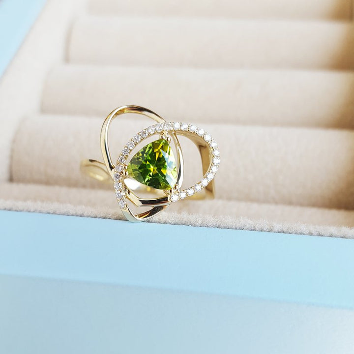 Arizona Peridot Gold Jewelry Trinity Heart Peridot Ring