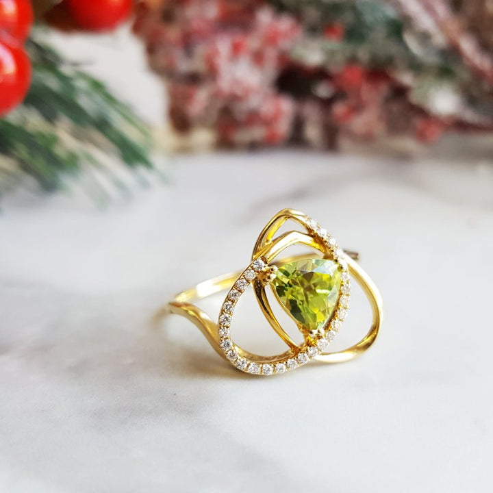 Arizona Peridot Gold Jewelry Trinity Heart Peridot Ring