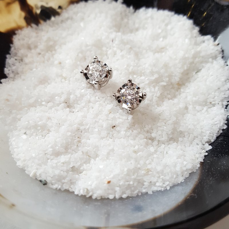 Sami Fine Jewelry True Reflections Studs