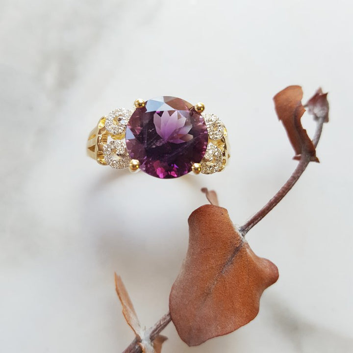 Arizona Amethyst Gold Jewelry Scroll Detail Ring