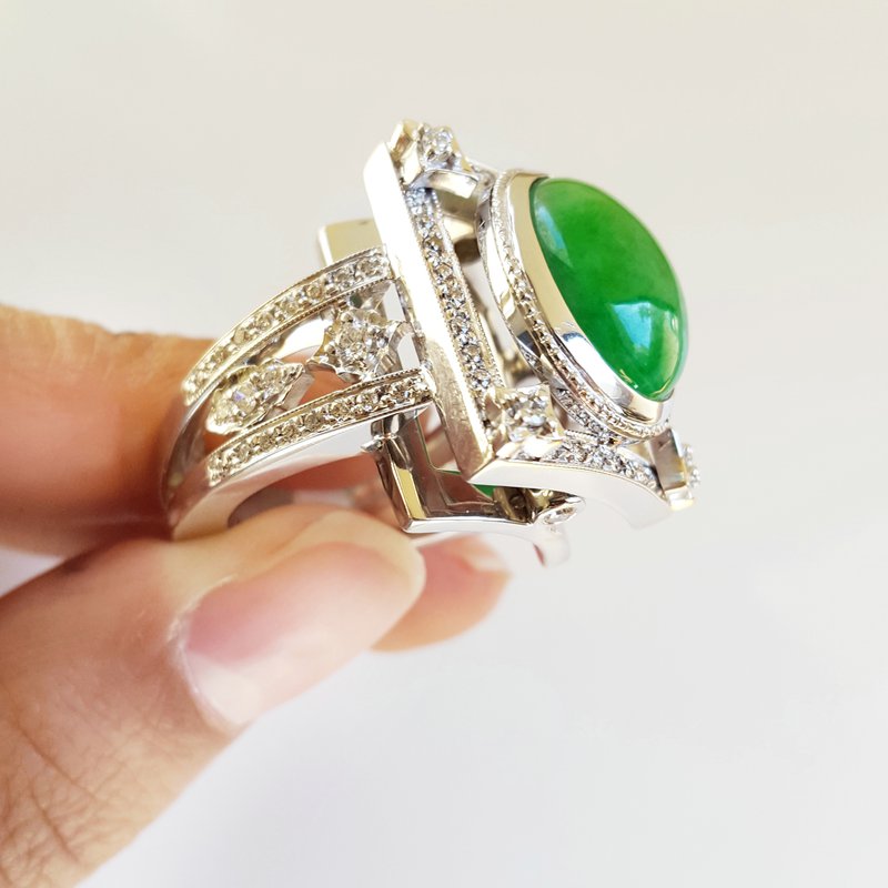 Luxury by Rene Hernandez Apple Green Jade Ring