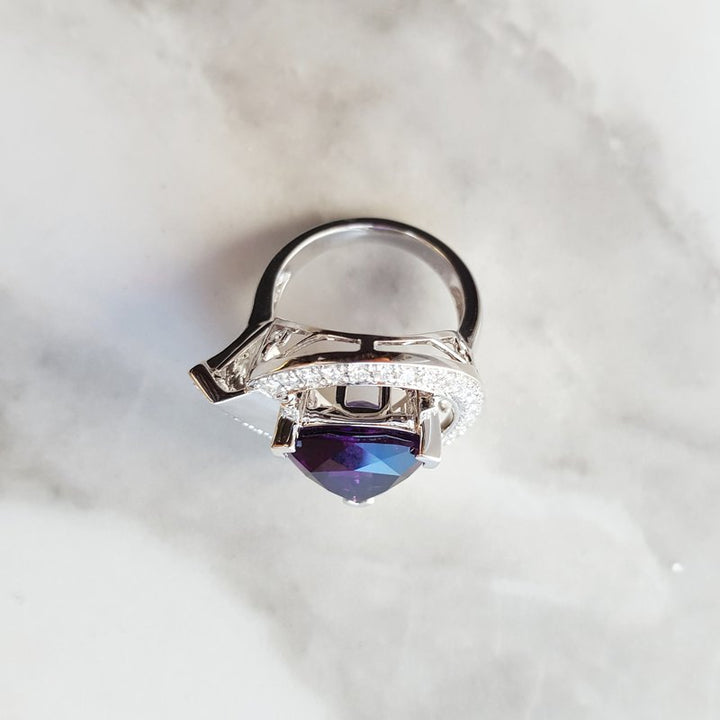 Amethyst Gold Jewelry Trillion Cut Swirl Ring