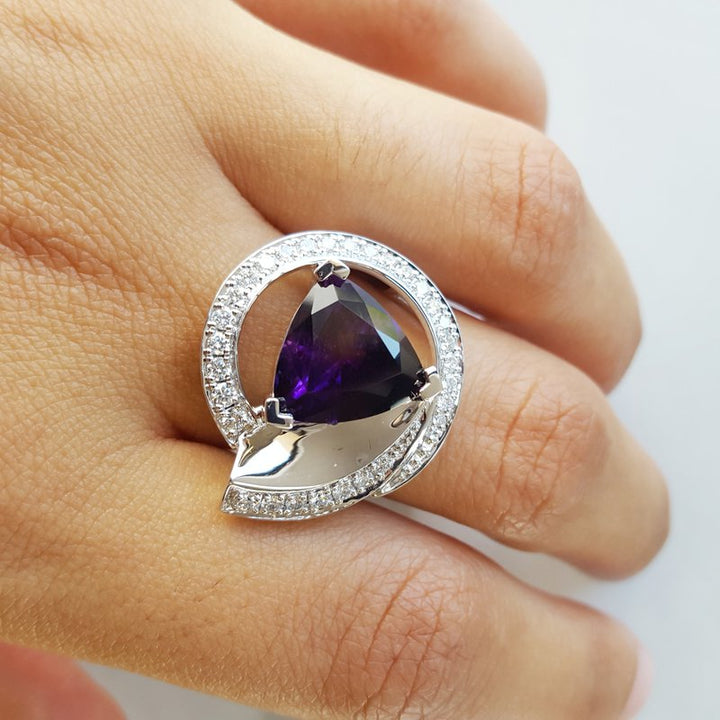 Amethyst Gold Jewelry Trillion Cut Swirl Ring