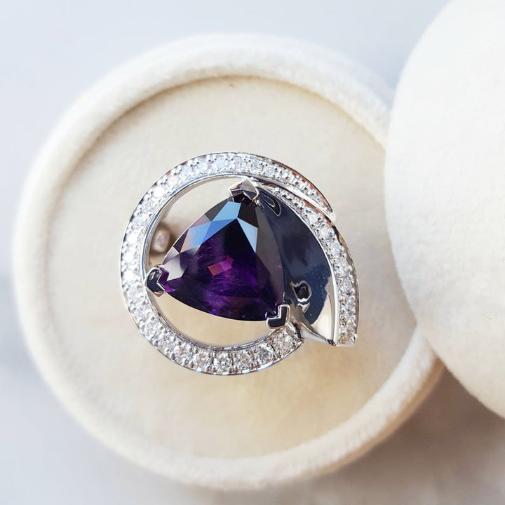 Amethyst Gold Jewelry Trillion Cut Swirl Ring