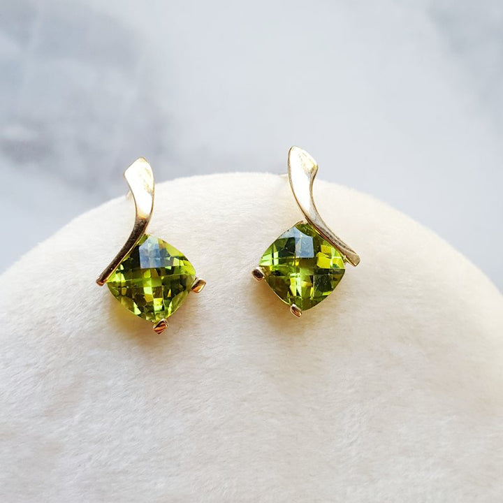 Arizona Peridot Gold Jewelry Sleek Swoop Peridot Earrings 370623