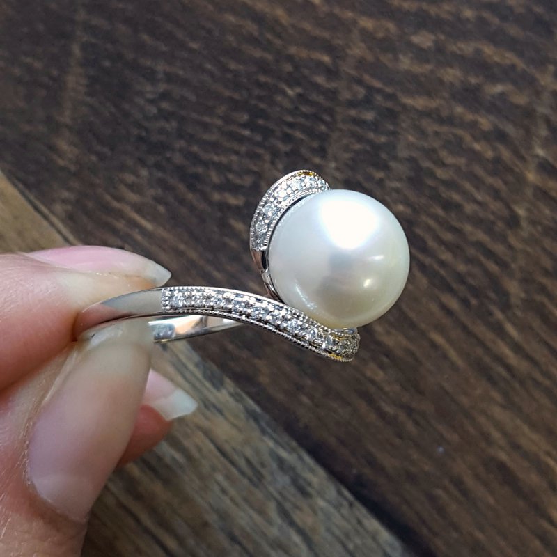 Sami Fine Jewelry Pearl Caress Ring