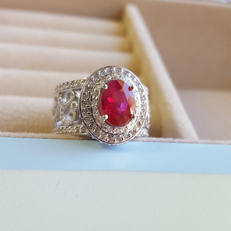 Luxury by Rene Hernandez Ruby Red Ring