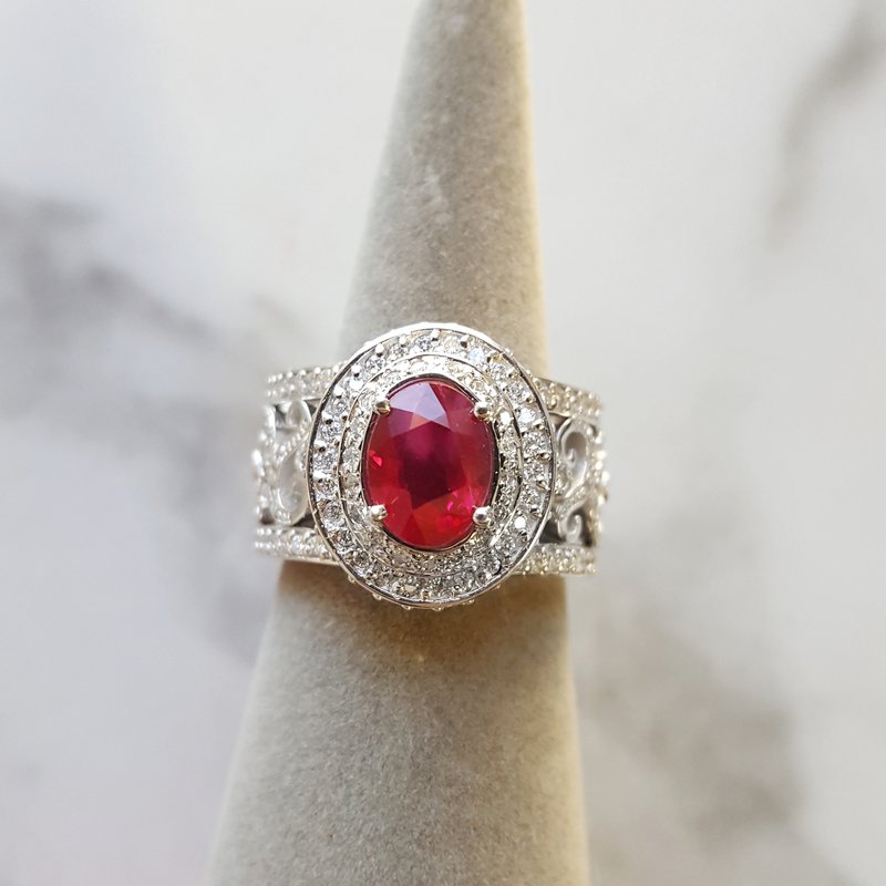 Luxury by Rene Hernandez Ruby Red Ring