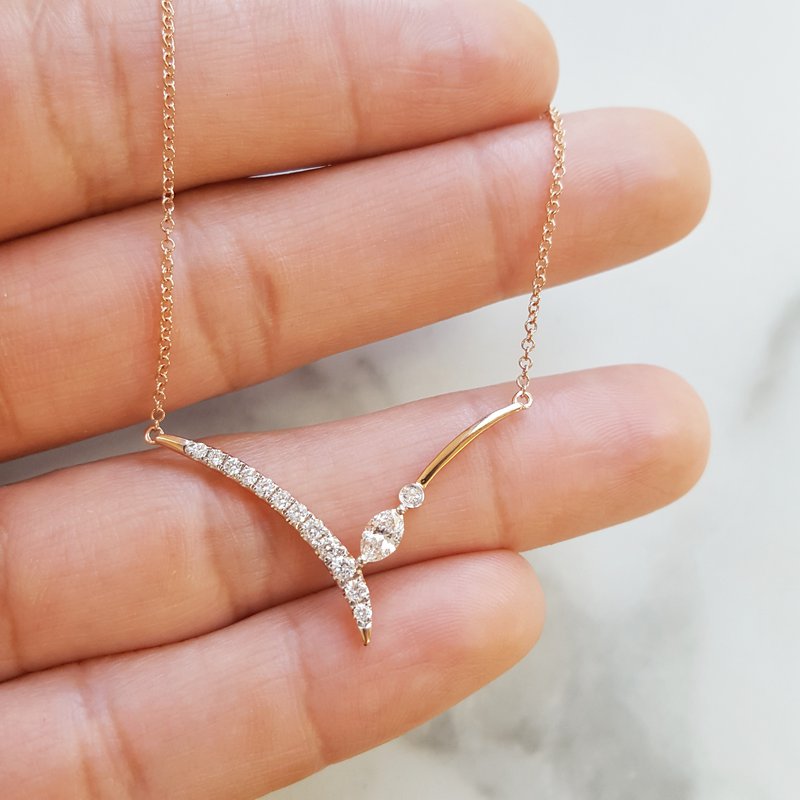 Gems One Elegant Chevron Necklace