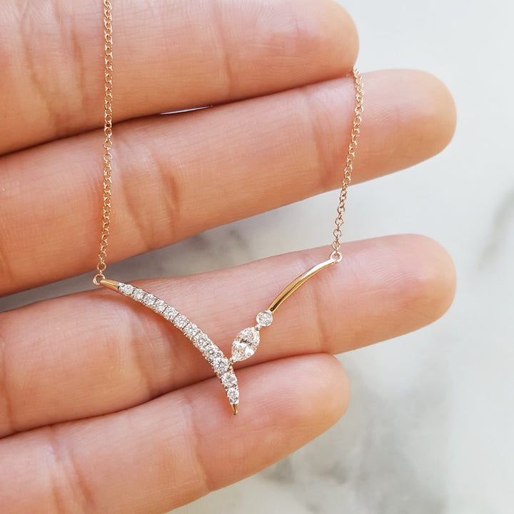 Gems One Elegant Chevron Necklace