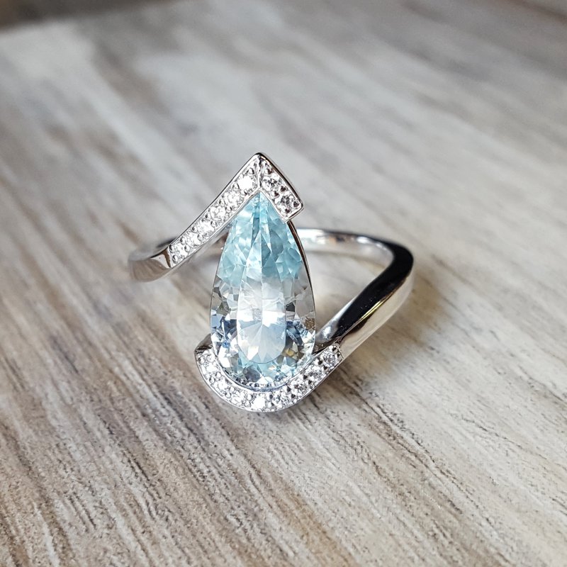 American Gem Collection Athena's Arrow