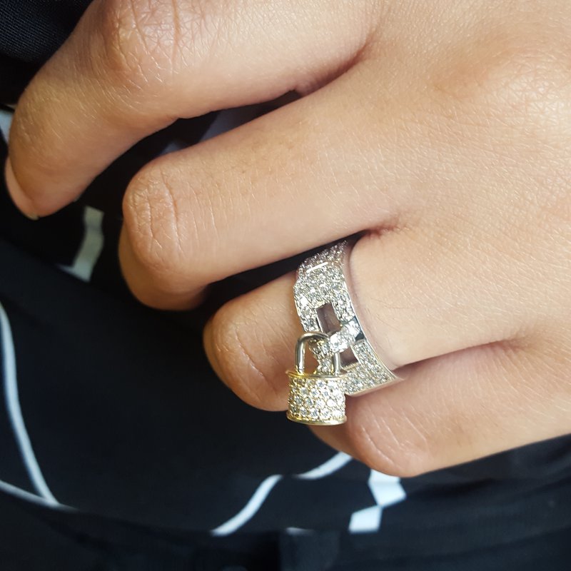 Luxury by Rene Hernandez Love Lock Ring