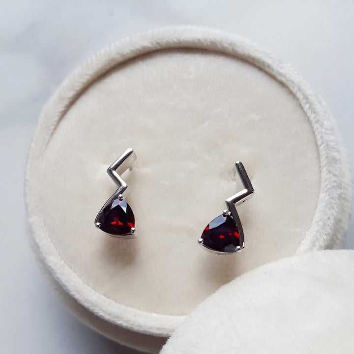 Arizona Anthill Garnet Silver Jewelry Lightning Garnet Studs