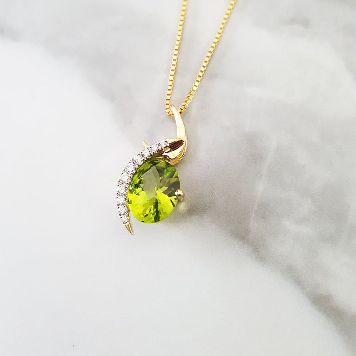 14KY Arizona Peridot Gold Jewelry Swirl Peridot Pendant