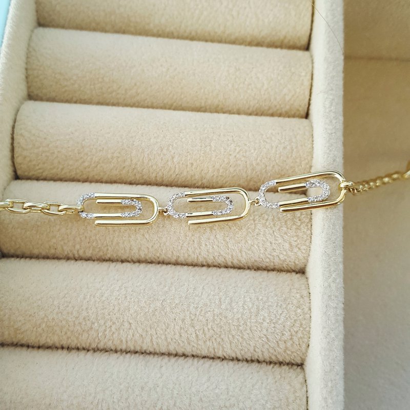 Gems One Paperclip Design Bracelet