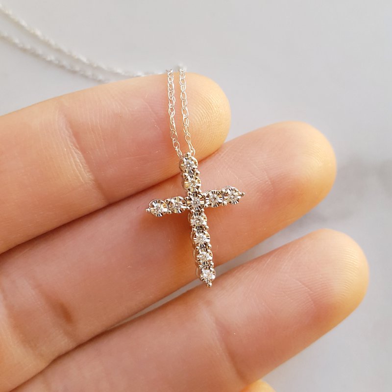 Gems One  Diamond Cross Pendant