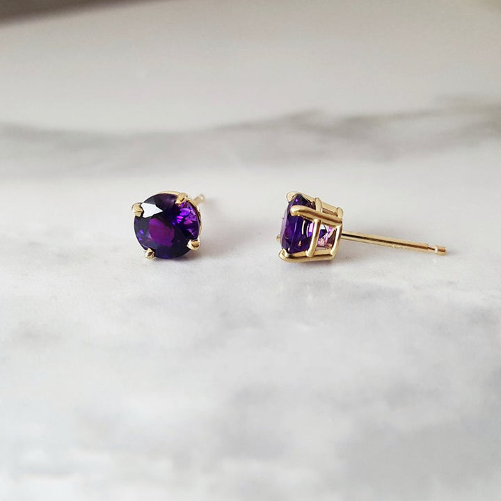  Arizona Amethyst Gold Jewelry Essential 2CT Round Studs 363384