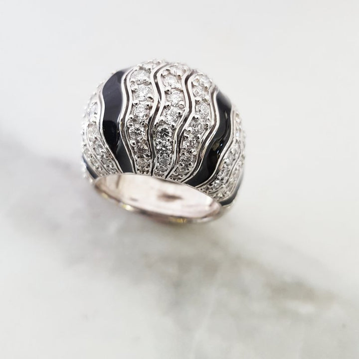 Luxury by Rene Hernandez Black Wave Cocktail Ring