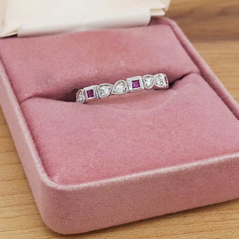 Gems One 14K White Gold Stackable Bezel Ruby Band (1/12 Ct. Tw.) FR1071-4WD