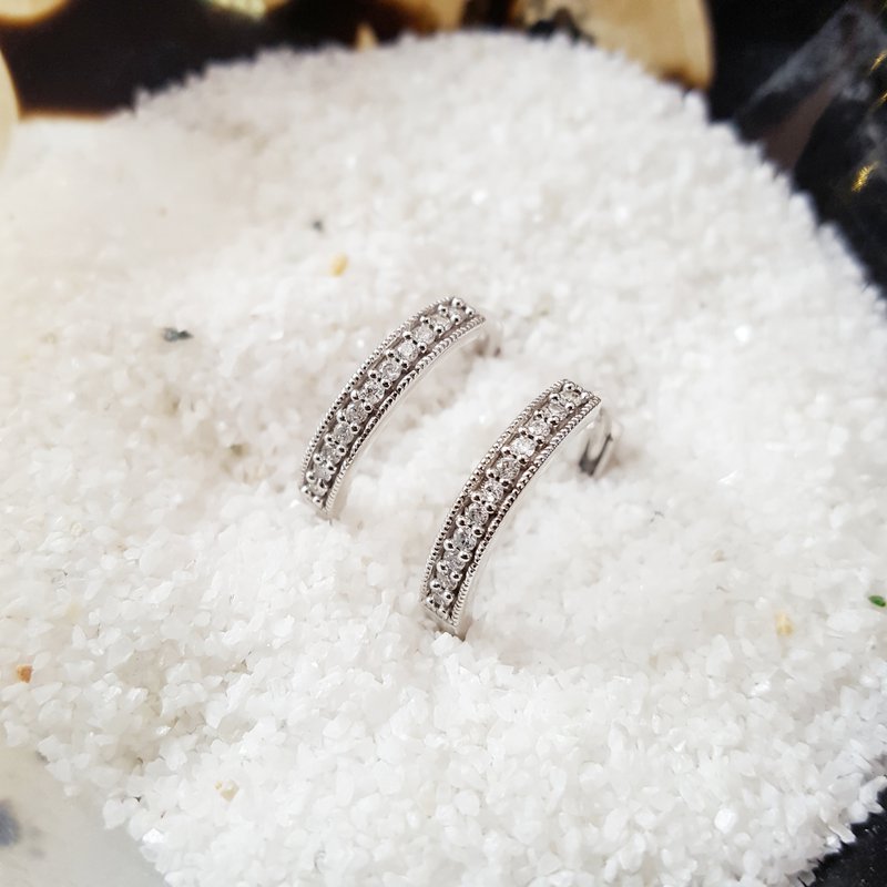 Sami Fine Jewelry Mini Milgrain Hoops