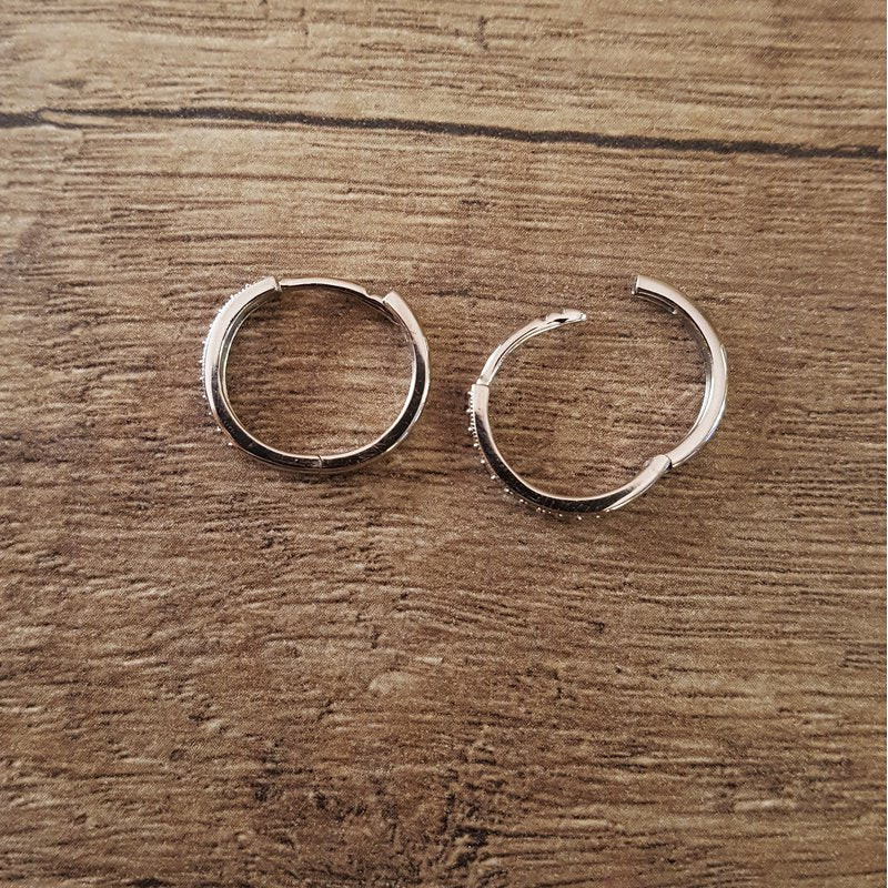 Sami Fine Jewelry Mini Milgrain Hoops