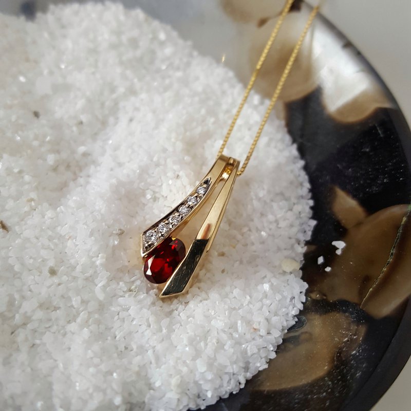 Arizona Anthill Garnet Gold Jewelry Garnet Ribbon Pendant