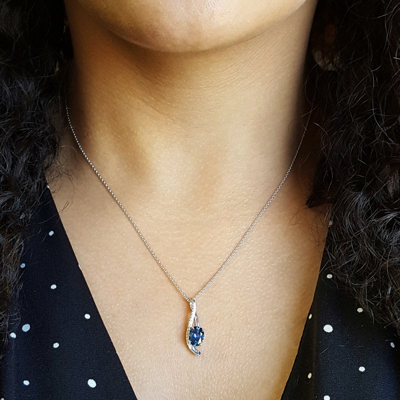 Montana Sapphire Pendant