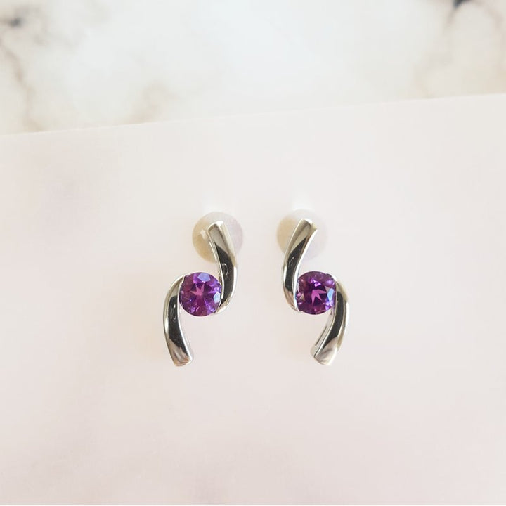 Arizona Amethyst Silver Jewelry Bypass Studs