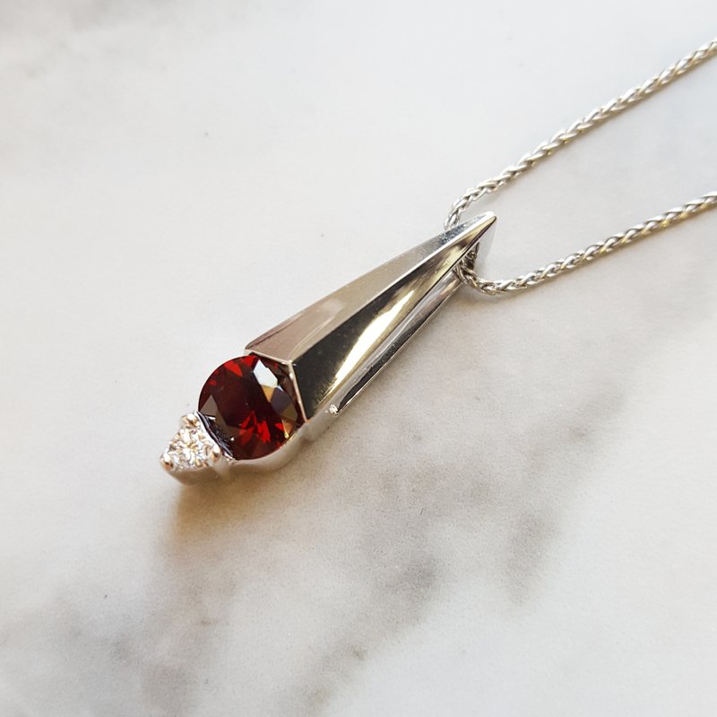 Arizona Anthill Garnet Gold Jewelry Knife Edge Accented Pendant
