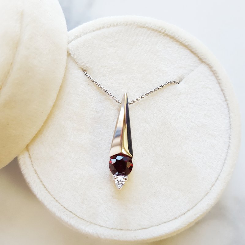Arizona Anthill Garnet Gold Jewelry Knife Edge Accented Pendant