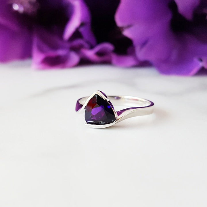  Arizona Amethyst Gold Jewelry Bypass Half Bezel Ring 363195